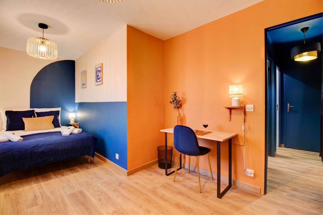Expat Renting - L'original - La Cepiere - Parking